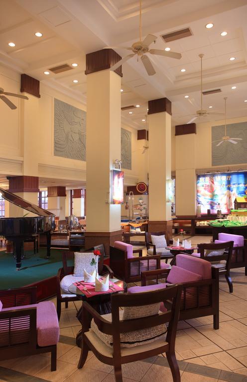 Sanya Golden Phoenix Seaview Hotel Экстерьер фото