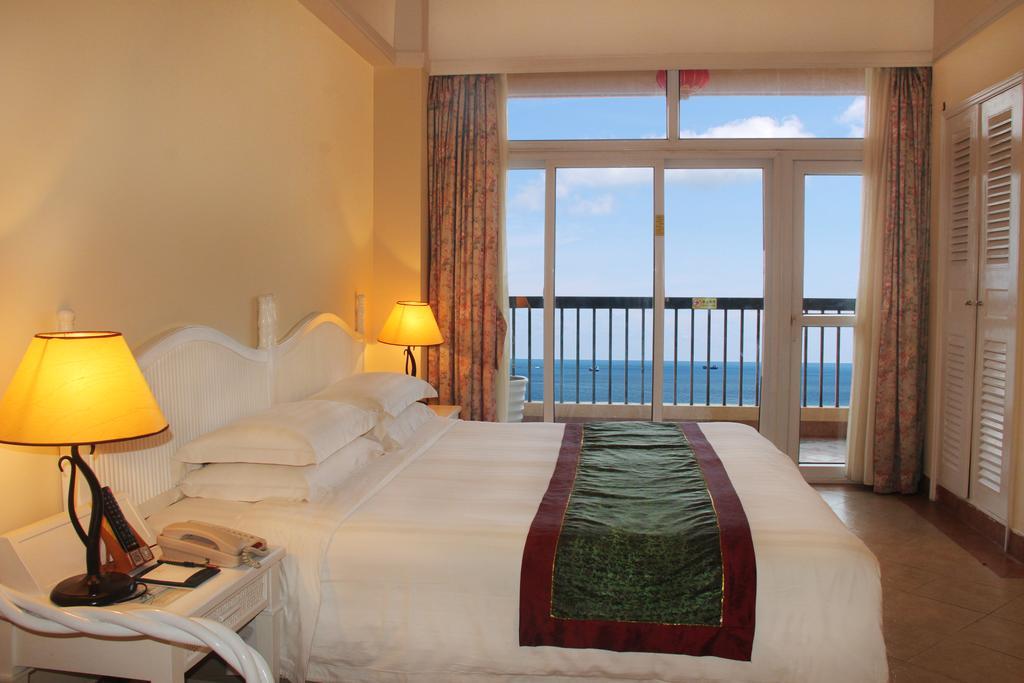 Sanya Golden Phoenix Seaview Hotel Экстерьер фото